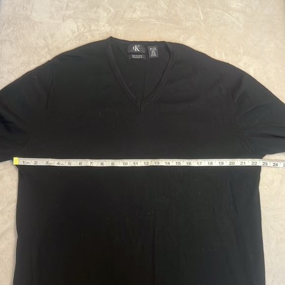 Calvin Klein 100% Extra Fine Merino Wool Black V-Neck Men’s Sweater sz XL VGUC - Picture 5 of 6